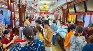 ارتفاع سعر الذهب لدى شركة SJC بمقدار 600 ألف دونغ فيتنامي للسبائك